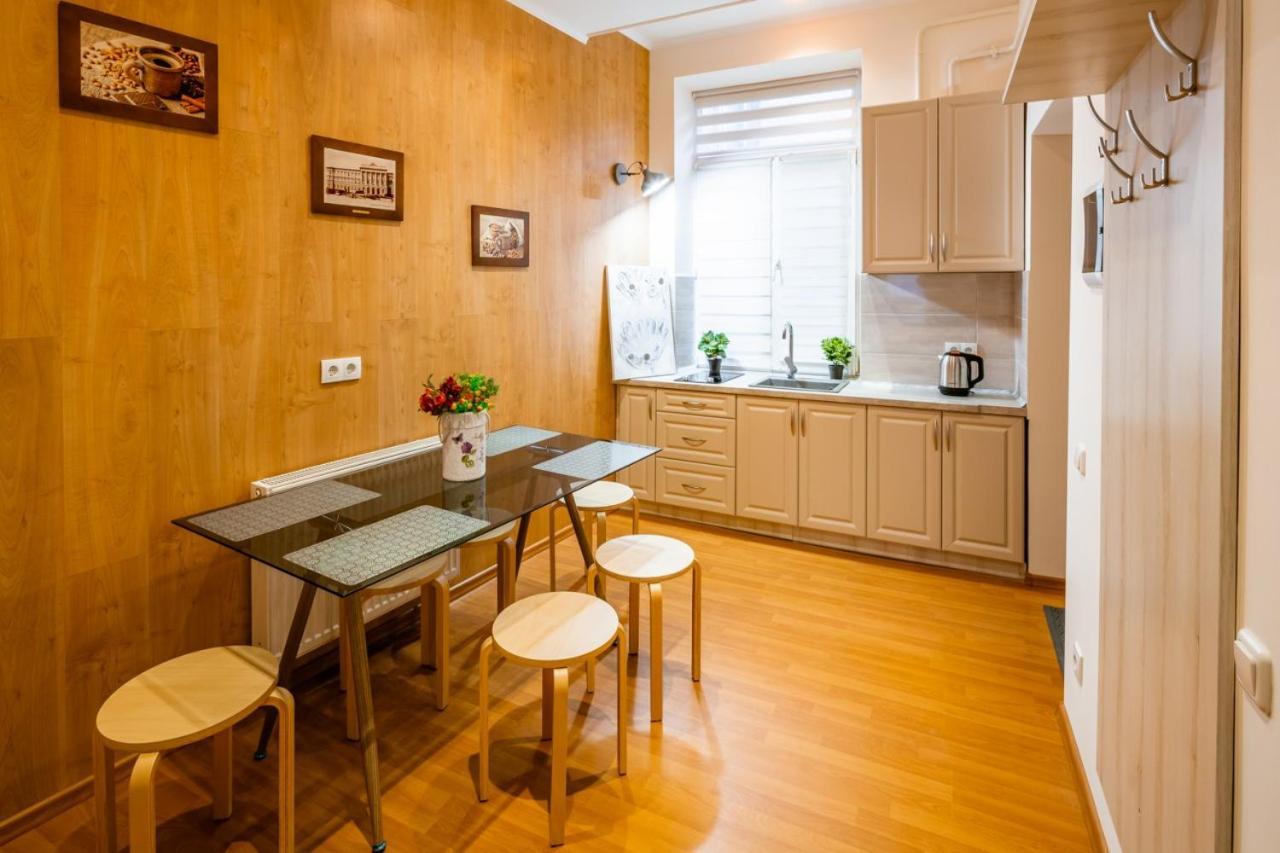 Alfa Apartments Svobody 31 Lviv Exterior photo
